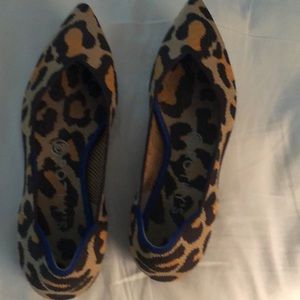 Rothy’s leopard print flats - never worn